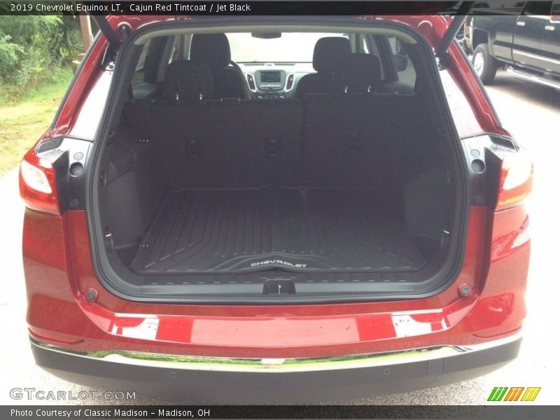 Cajun Red Tintcoat / Jet Black 2019 Chevrolet Equinox LT