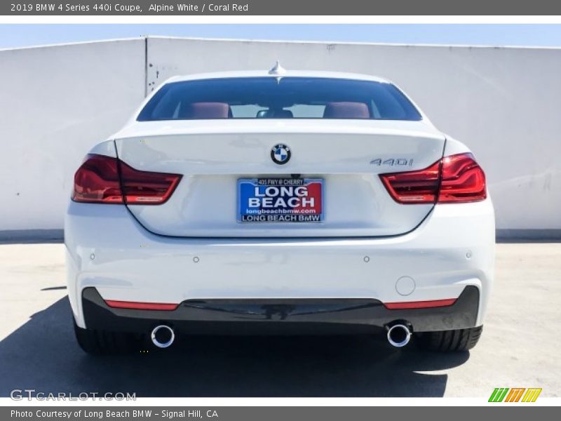 Alpine White / Coral Red 2019 BMW 4 Series 440i Coupe