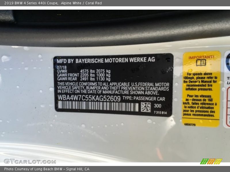 2019 4 Series 440i Coupe Alpine White Color Code 300