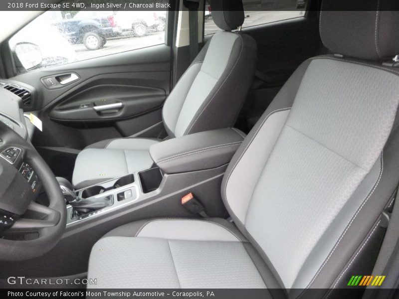 Ingot Silver / Charcoal Black 2018 Ford Escape SE 4WD