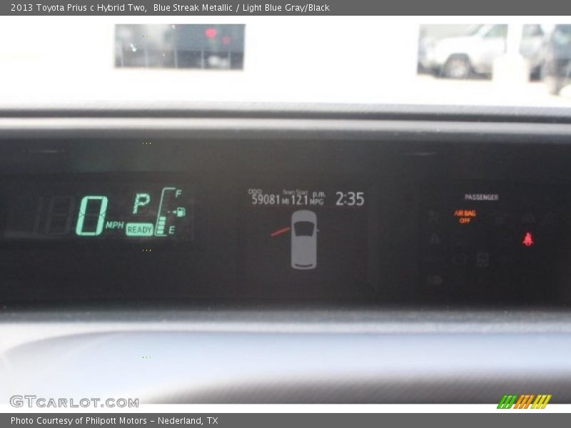 Blue Streak Metallic / Light Blue Gray/Black 2013 Toyota Prius c Hybrid Two