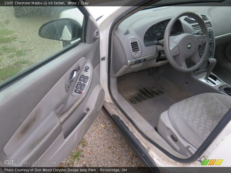 White / Gray 2005 Chevrolet Malibu LS V6 Sedan