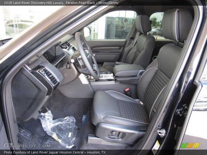 Farallon Pearl Black / Ebony/Ebony 2018 Land Rover Discovery HSE Luxury