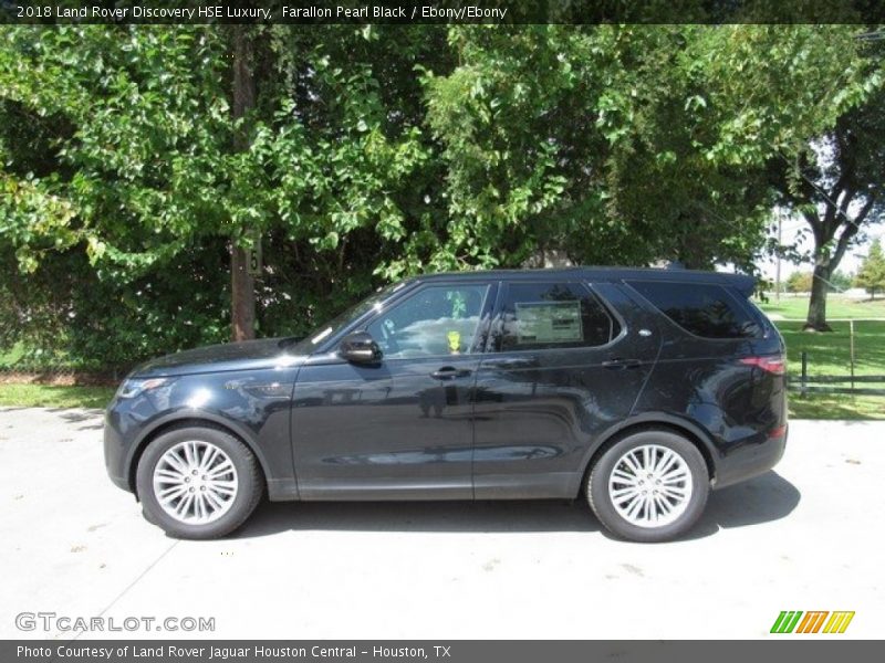 Farallon Pearl Black / Ebony/Ebony 2018 Land Rover Discovery HSE Luxury