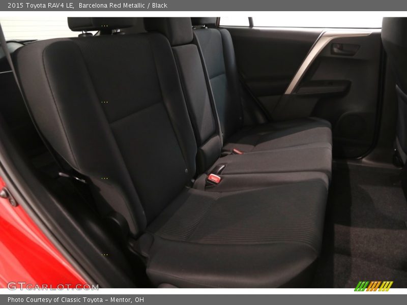 Barcelona Red Metallic / Black 2015 Toyota RAV4 LE