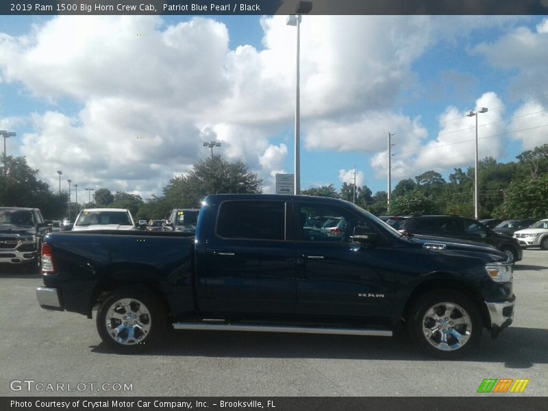 Patriot Blue Pearl / Black 2019 Ram 1500 Big Horn Crew Cab