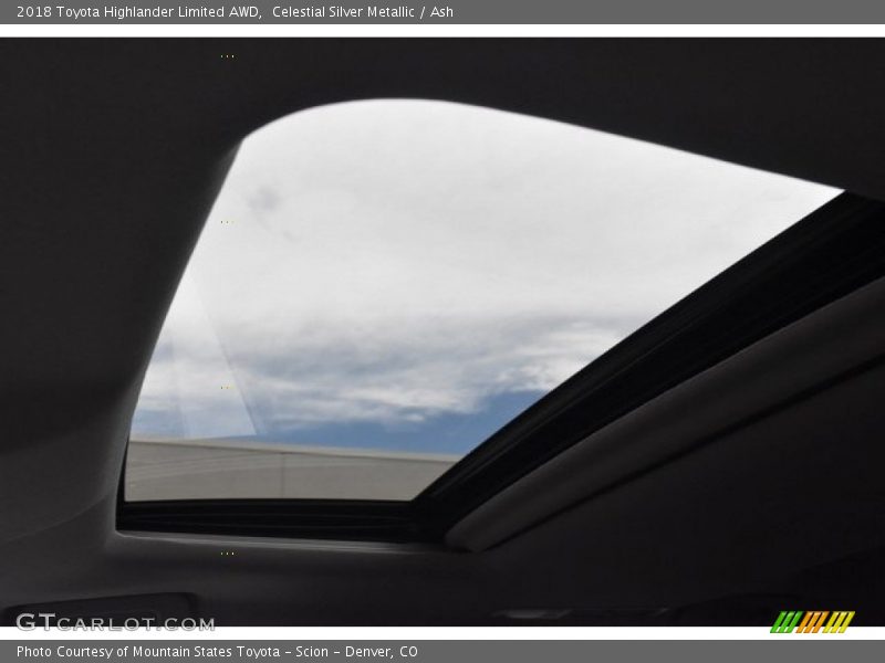 Celestial Silver Metallic / Ash 2018 Toyota Highlander Limited AWD