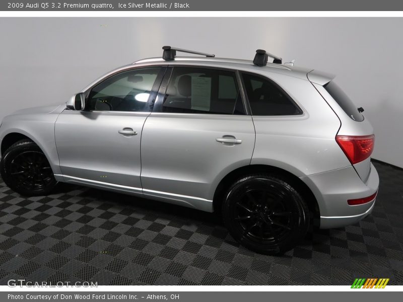 Ice Silver Metallic / Black 2009 Audi Q5 3.2 Premium quattro