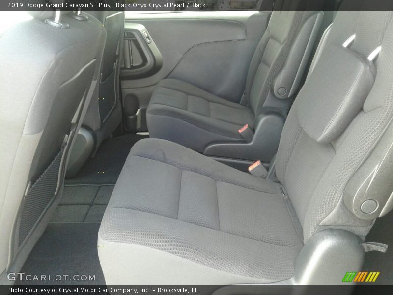 Black Onyx Crystal Pearl / Black 2019 Dodge Grand Caravan SE Plus