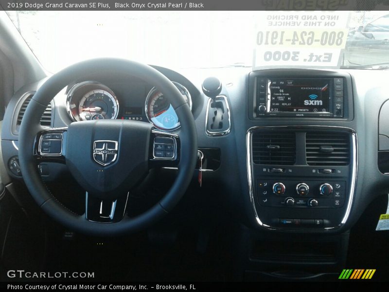 Black Onyx Crystal Pearl / Black 2019 Dodge Grand Caravan SE Plus