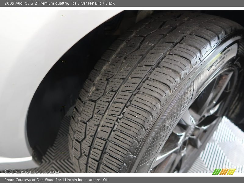 Ice Silver Metallic / Black 2009 Audi Q5 3.2 Premium quattro