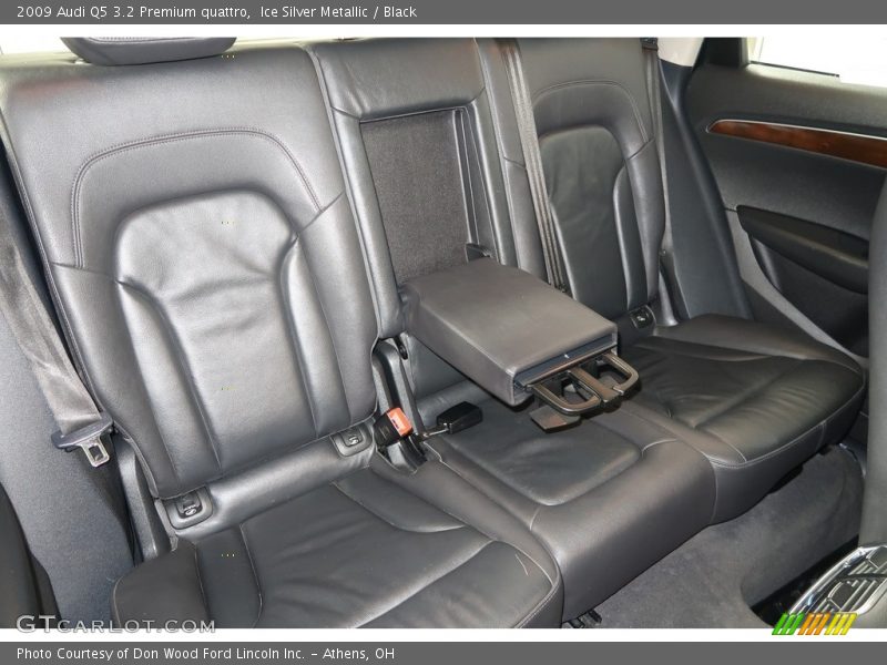 Ice Silver Metallic / Black 2009 Audi Q5 3.2 Premium quattro