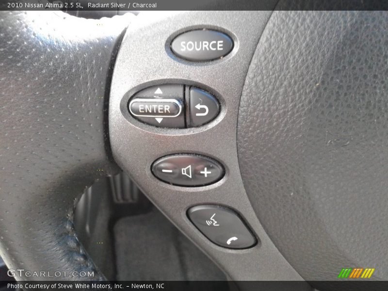 Radiant Silver / Charcoal 2010 Nissan Altima 2.5 SL