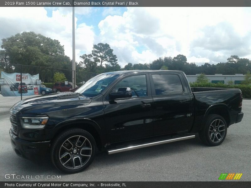 Diamond Black Crystal Pearl / Black 2019 Ram 1500 Laramie Crew Cab