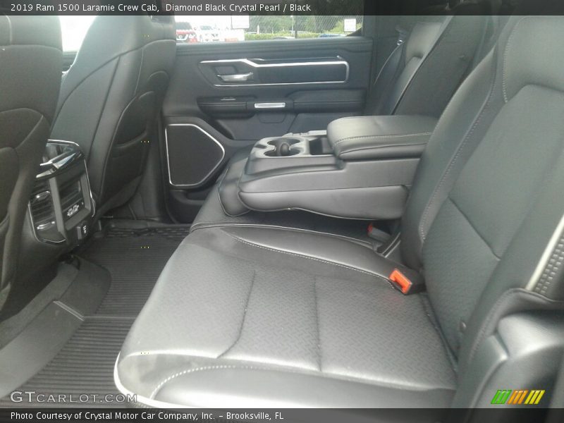 Diamond Black Crystal Pearl / Black 2019 Ram 1500 Laramie Crew Cab