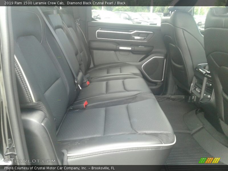 Diamond Black Crystal Pearl / Black 2019 Ram 1500 Laramie Crew Cab