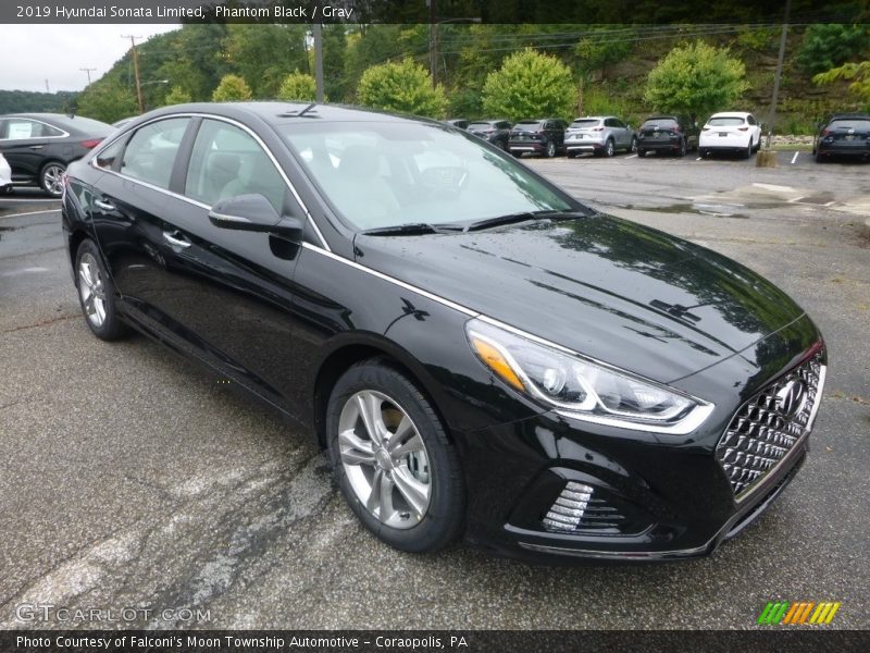 Front 3/4 View of 2019 Sonata Limited