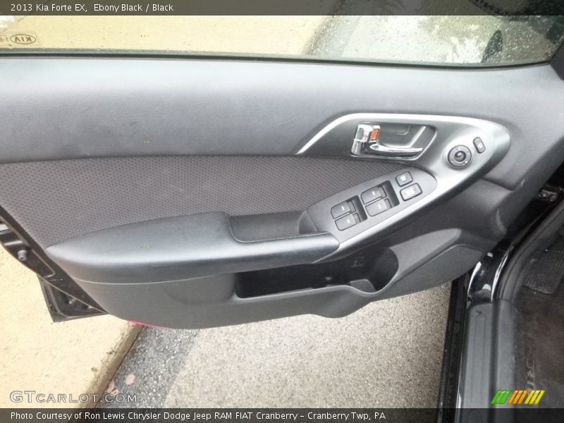 Ebony Black / Black 2013 Kia Forte EX