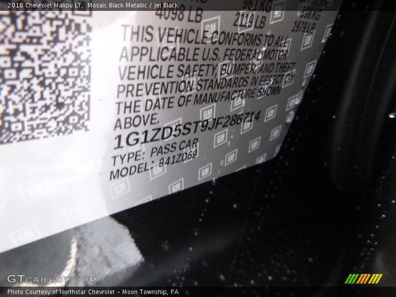 Mosaic Black Metallic / Jet Black 2018 Chevrolet Malibu LT