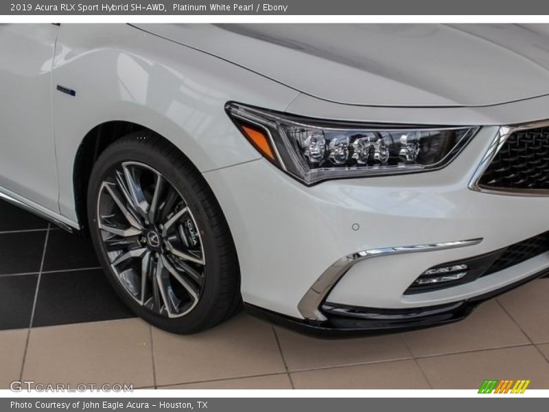Platinum White Pearl / Ebony 2019 Acura RLX Sport Hybrid SH-AWD