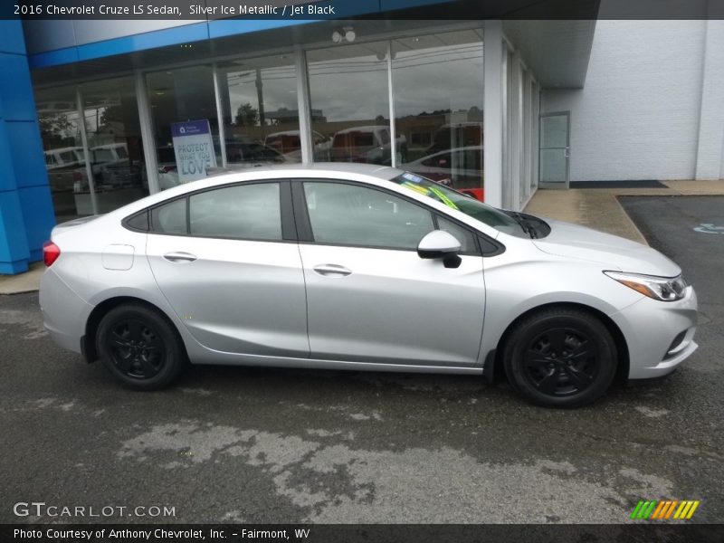 Silver Ice Metallic / Jet Black 2016 Chevrolet Cruze LS Sedan
