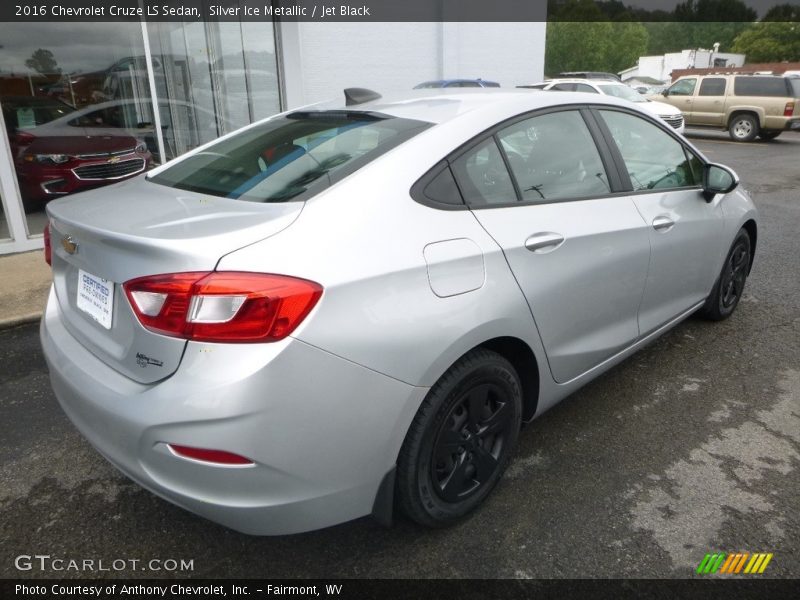 Silver Ice Metallic / Jet Black 2016 Chevrolet Cruze LS Sedan