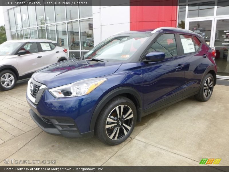 Deep Blue Pearl / Charcoal 2018 Nissan Kicks SV