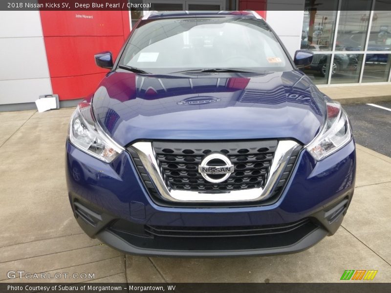 Deep Blue Pearl / Charcoal 2018 Nissan Kicks SV