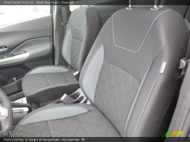 Deep Blue Pearl / Charcoal 2018 Nissan Kicks SV