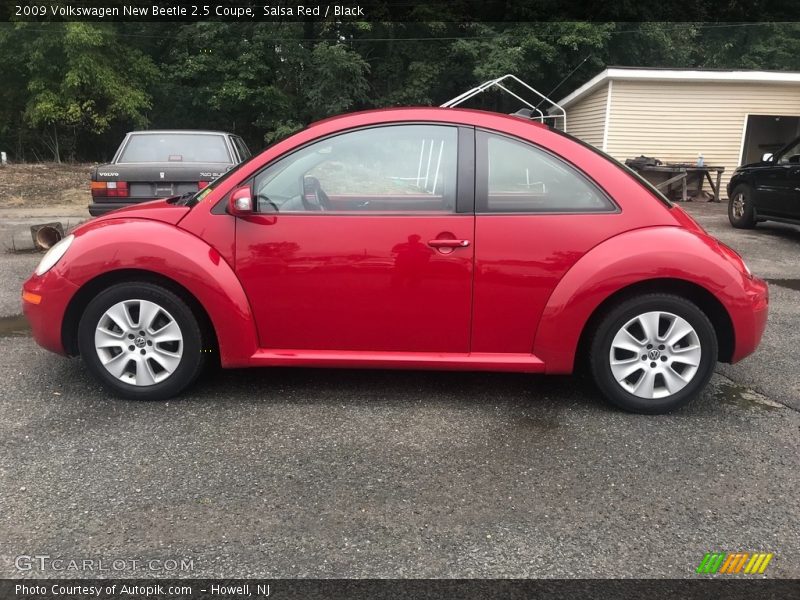 Salsa Red / Black 2009 Volkswagen New Beetle 2.5 Coupe