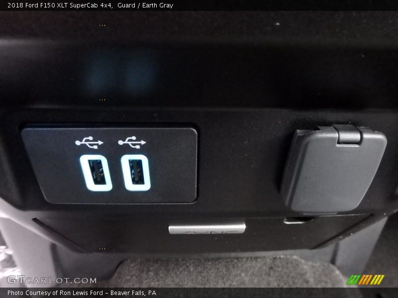 Guard / Earth Gray 2018 Ford F150 XLT SuperCab 4x4