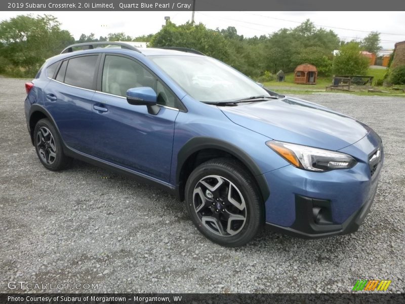 Front 3/4 View of 2019 Crosstrek 2.0i Limited