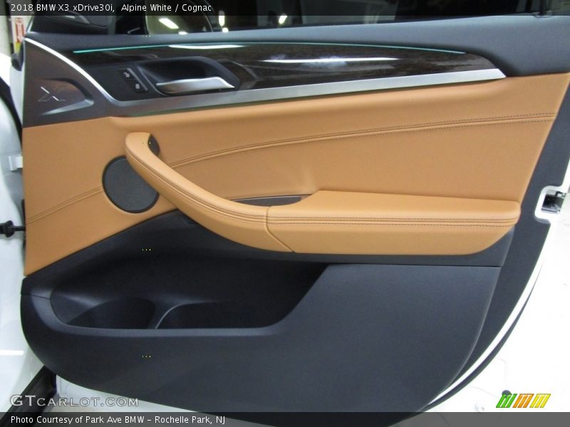 Alpine White / Cognac 2018 BMW X3 xDrive30i