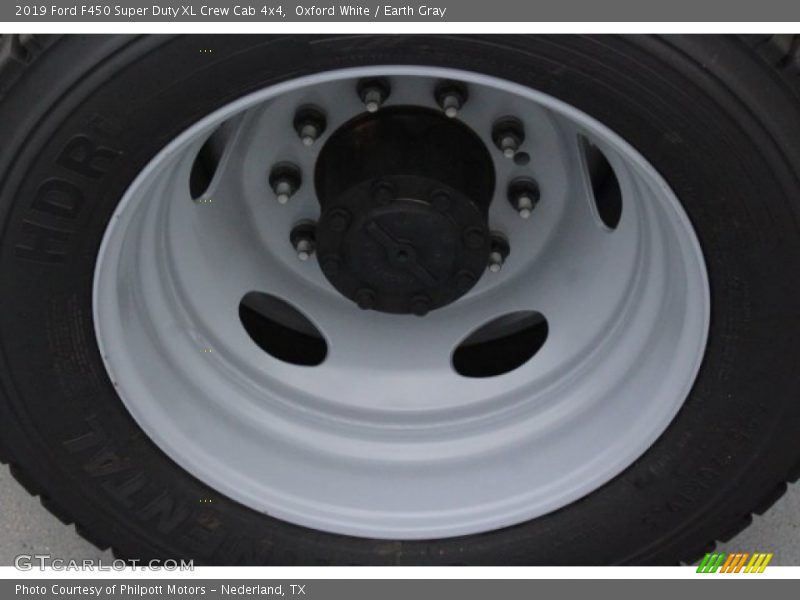 Oxford White / Earth Gray 2019 Ford F450 Super Duty XL Crew Cab 4x4