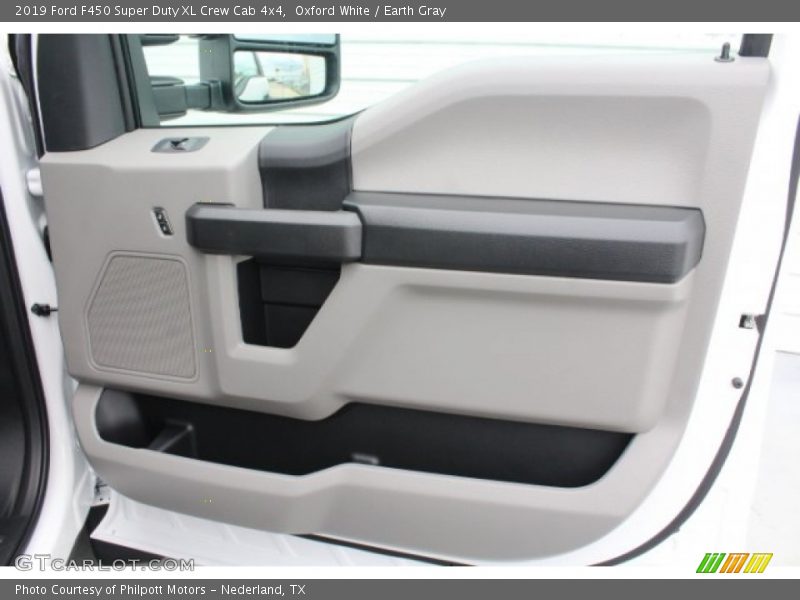 Oxford White / Earth Gray 2019 Ford F450 Super Duty XL Crew Cab 4x4