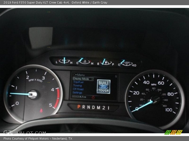 Oxford White / Earth Gray 2019 Ford F350 Super Duty XLT Crew Cab 4x4