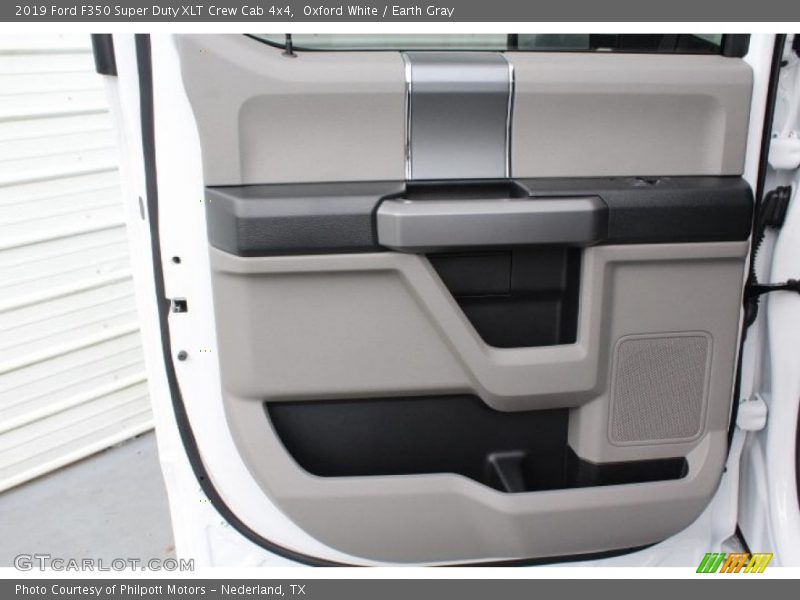 Oxford White / Earth Gray 2019 Ford F350 Super Duty XLT Crew Cab 4x4