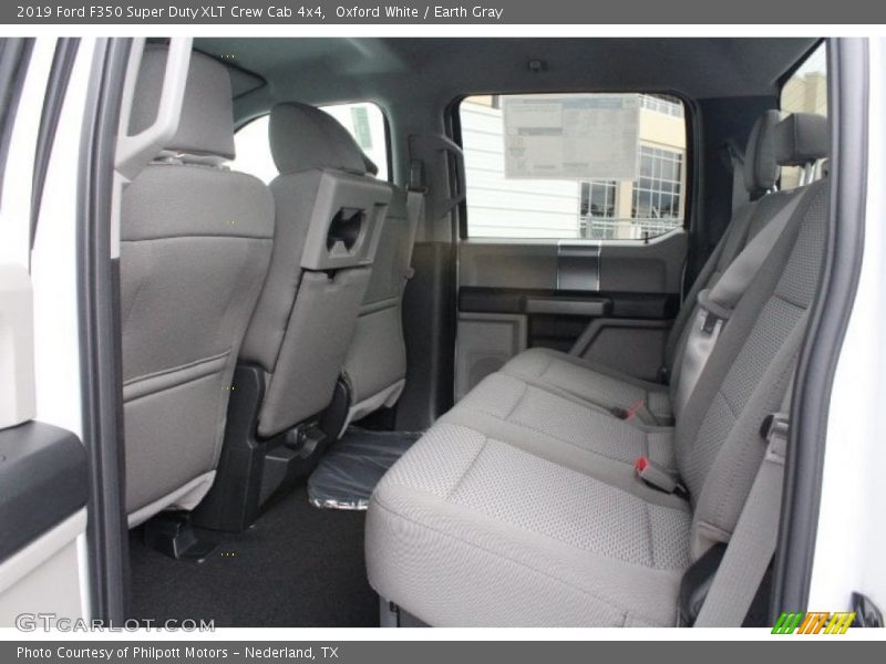 Oxford White / Earth Gray 2019 Ford F350 Super Duty XLT Crew Cab 4x4