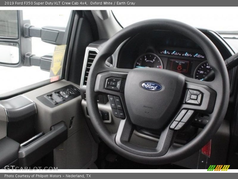 Oxford White / Earth Gray 2019 Ford F350 Super Duty XLT Crew Cab 4x4
