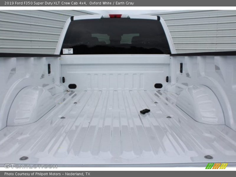 Oxford White / Earth Gray 2019 Ford F350 Super Duty XLT Crew Cab 4x4