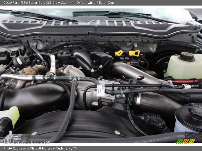 Oxford White / Earth Gray 2019 Ford F350 Super Duty XLT Crew Cab 4x4