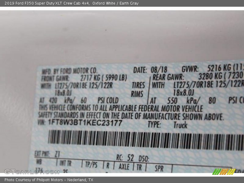 Oxford White / Earth Gray 2019 Ford F350 Super Duty XLT Crew Cab 4x4