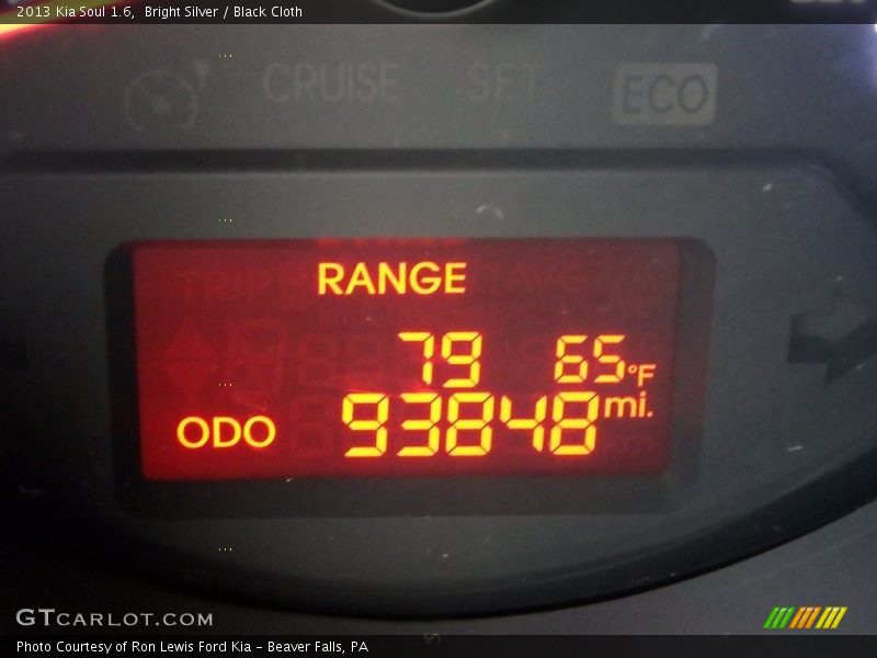Bright Silver / Black Cloth 2013 Kia Soul 1.6