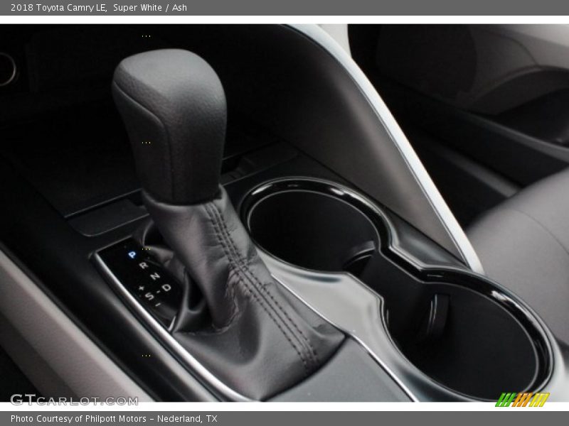 Super White / Ash 2018 Toyota Camry LE