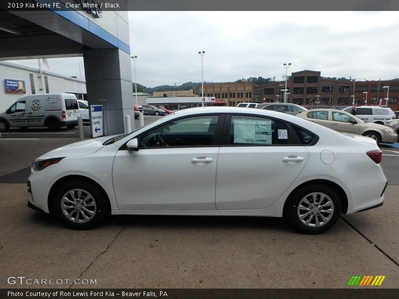 Clear White / Black 2019 Kia Forte FE