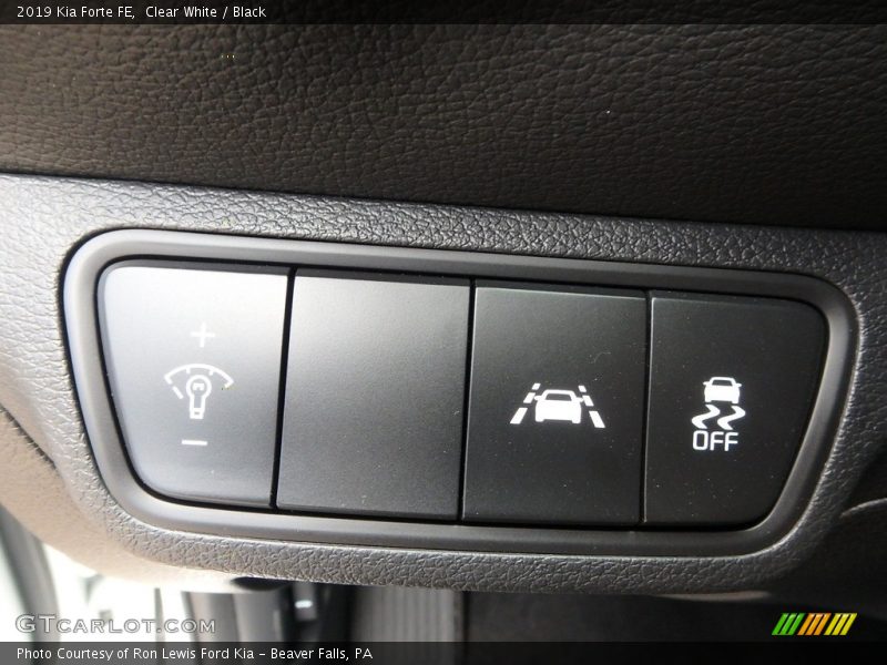 Clear White / Black 2019 Kia Forte FE