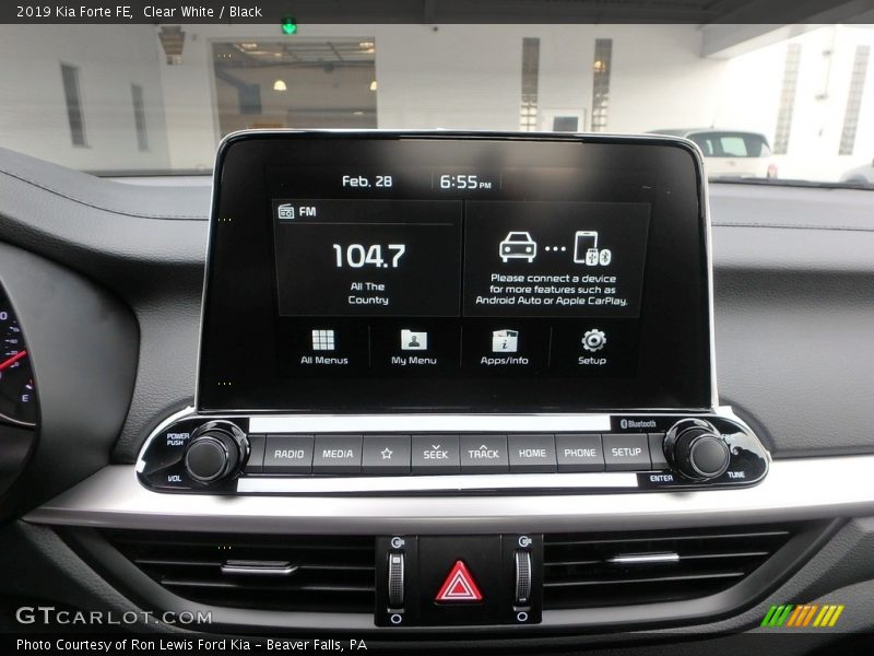 Clear White / Black 2019 Kia Forte FE