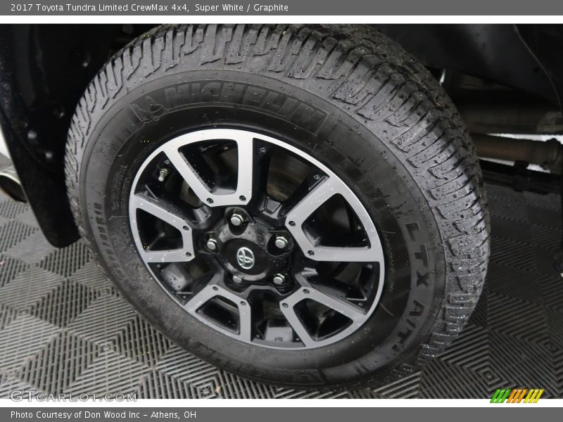 Super White / Graphite 2017 Toyota Tundra Limited CrewMax 4x4