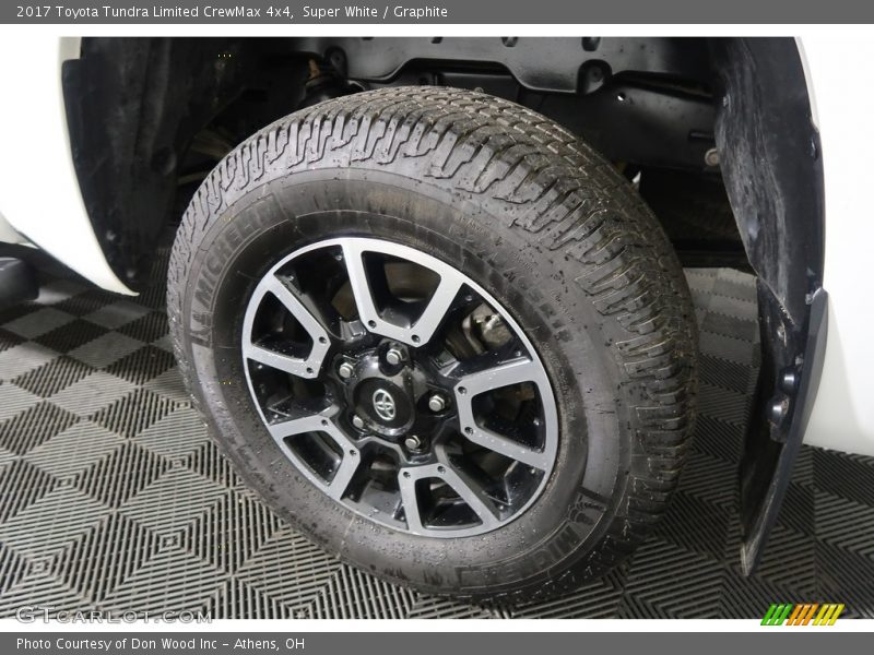 Super White / Graphite 2017 Toyota Tundra Limited CrewMax 4x4