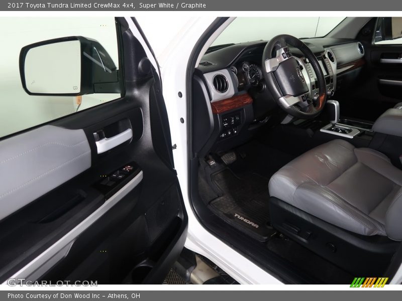 Super White / Graphite 2017 Toyota Tundra Limited CrewMax 4x4